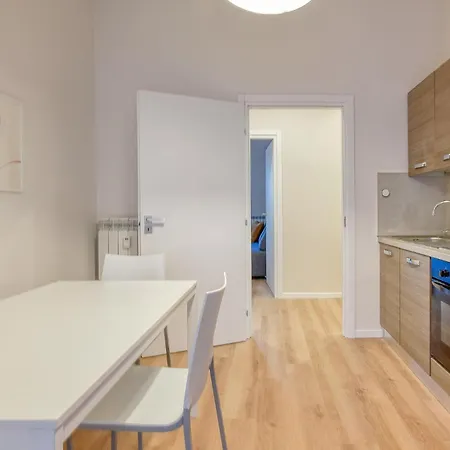 Gorgeous In With Kitchen Appartamento Genova